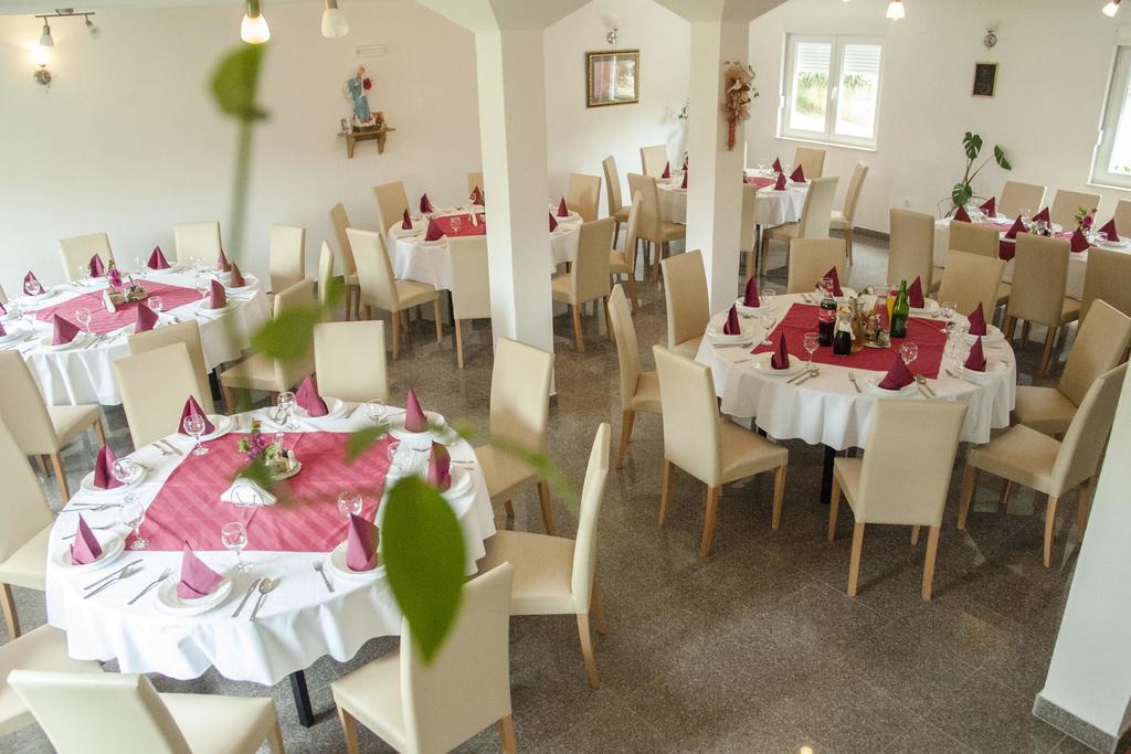 Hotel Pansion Danijel Međugorje Exterior foto